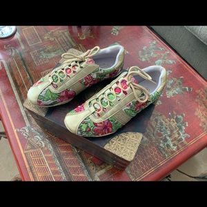 COACH Floral Quilted Sneakers 6 Med